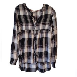 Flowy flannel top